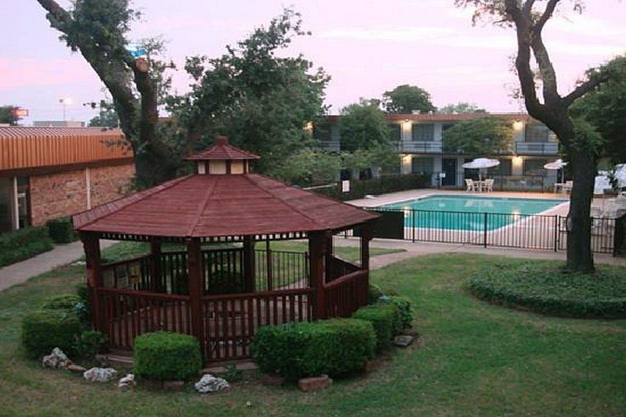 Americas Best Value Inn Fort Worth/Hurst Richland Hills Εξωτερικό φωτογραφία