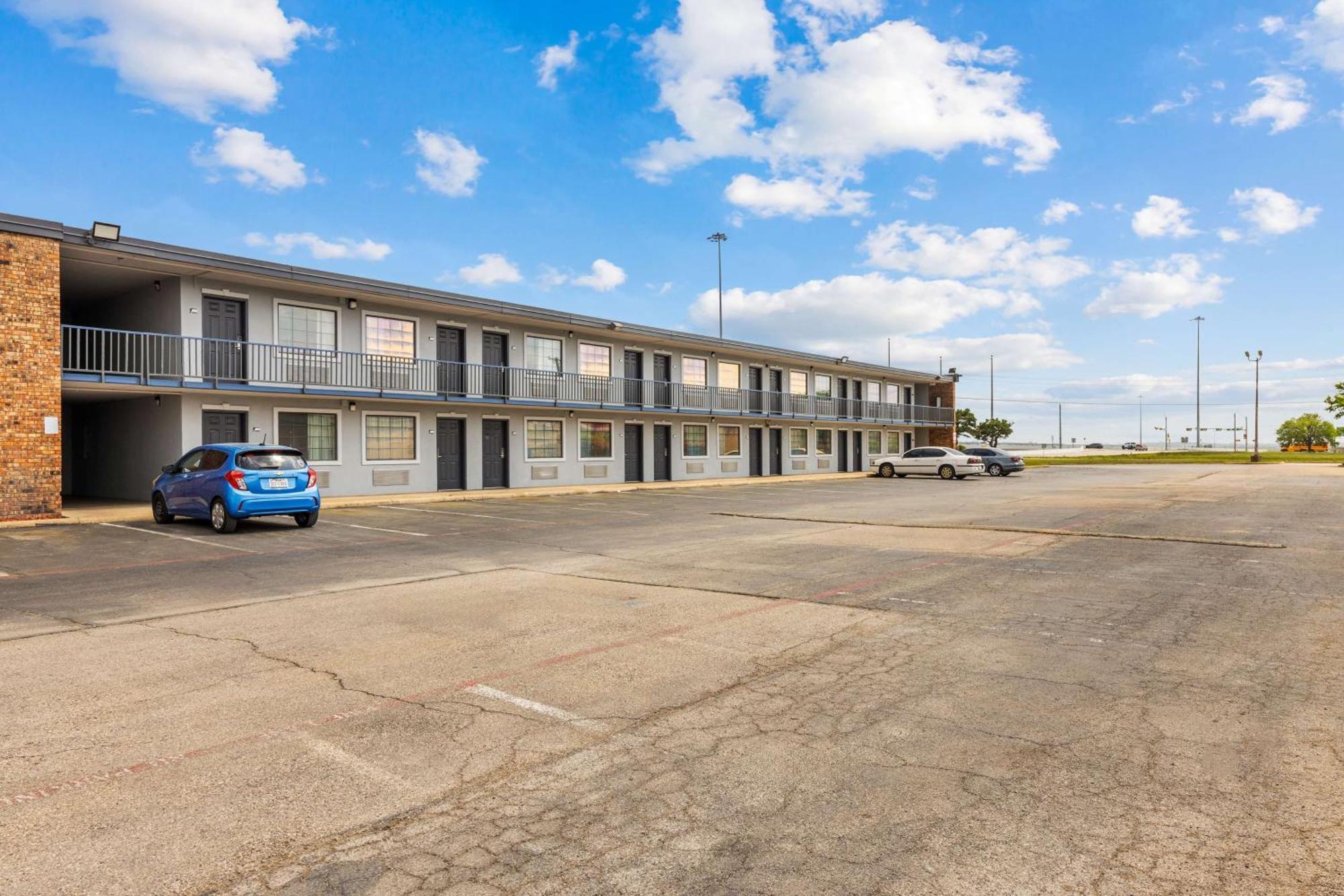 Americas Best Value Inn Fort Worth/Hurst Richland Hills Εξωτερικό φωτογραφία