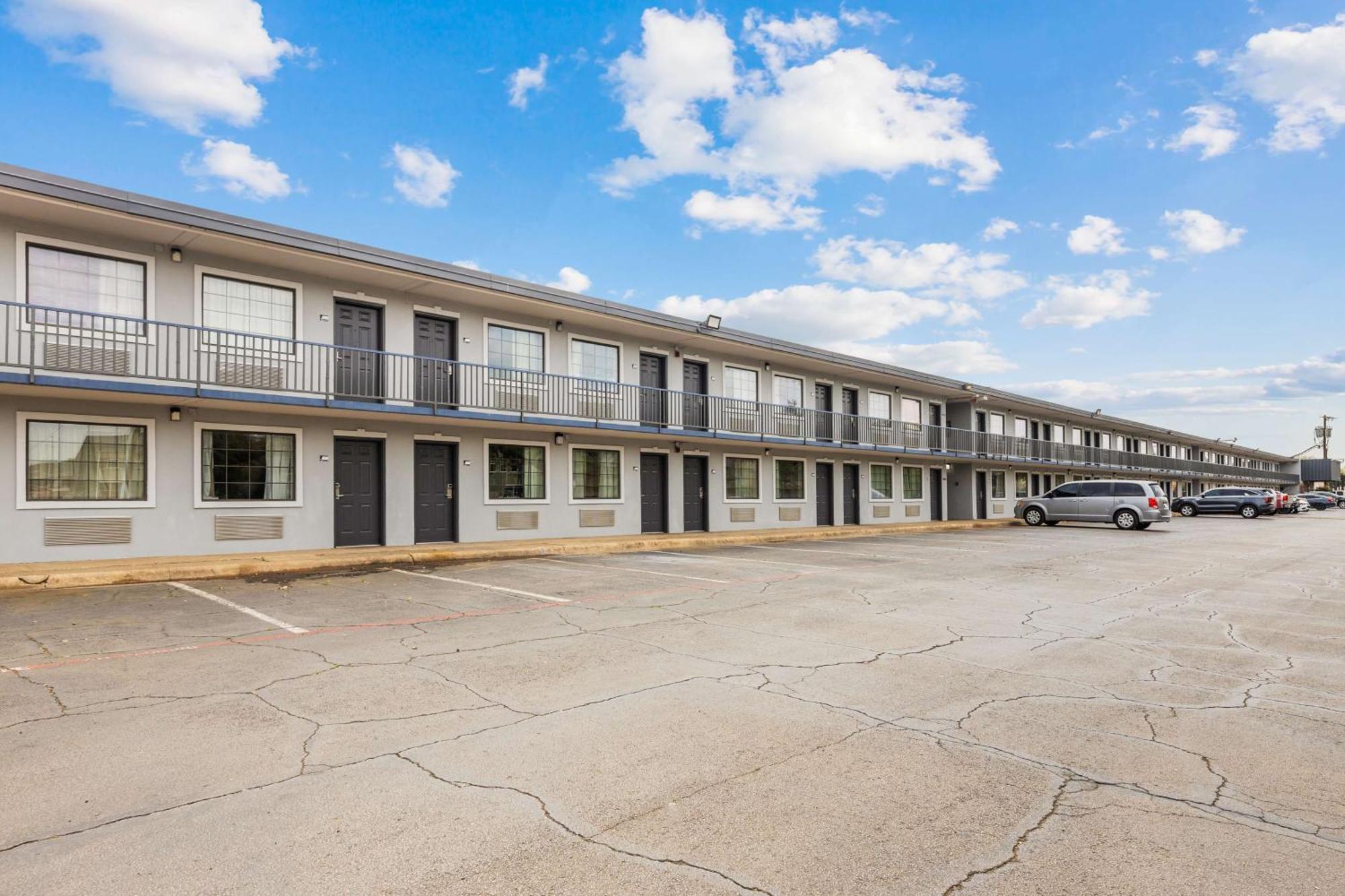 Americas Best Value Inn Fort Worth/Hurst Richland Hills Εξωτερικό φωτογραφία